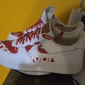 Custom Air Force 1 size 9 mens supreme